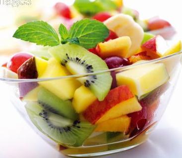 Fresh Fruit Salad 1 Apple 1 Pear 1 Banana 1 Orange 50g Grapes 250ml Fresh fruit juice (any flavour) 1.