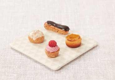 SWEET COLLECTION Gourmet Sweet Pieces Served on a Tray Price for 1 tray