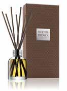 45/ 49 DIF012 Pink Pepperpod Aroma Reeds London via The Gulf Of Guinea Top notes of pink pepper, tangerine and elemi.