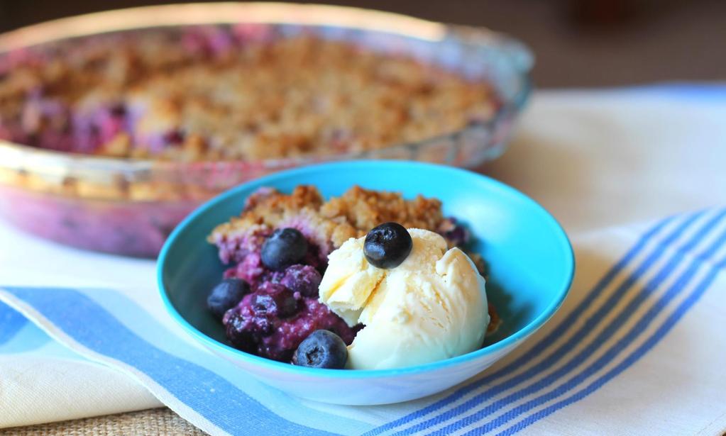 SUPERFOOD BERRY CRUMBLE Packed with antioxidant-rich berries, this crispy-topped crumble