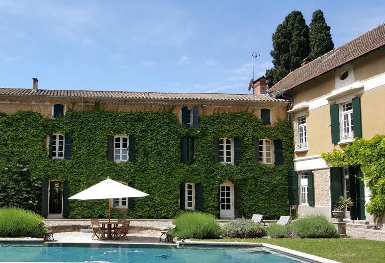 The perfect mix of luxury and history surrounded by 175 acres of vineyard Situated on a working vineyard the luxury renovated manor house (560 m2) dates