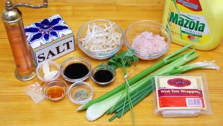 1 STEP-BY-STEP 2 There are no difficult ingredients in these egg rolls. The ingredients should be easily found in most grocery stores.