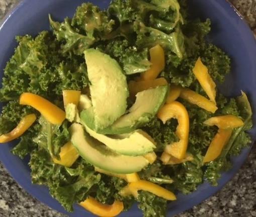 Marinated Kale Salad with Dr. D s Favorite Dressing [Serves 2]** DRESSING ½ cup extra virgin olive oil 2 tbsp. lime juice 2 tbsp. Braggs Liquid Aminos 2 tbsp.