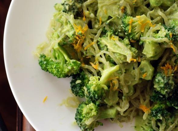 Green Goddess Bowl with Avocado Cumin Dressing [Serves 2]*** SALAD BOWL 3 cups kale, chopped ½ cup broccoli florets, chopped ½ zucchini (make noodles with spiralizer) ½ cup kelp noodles, soaked and