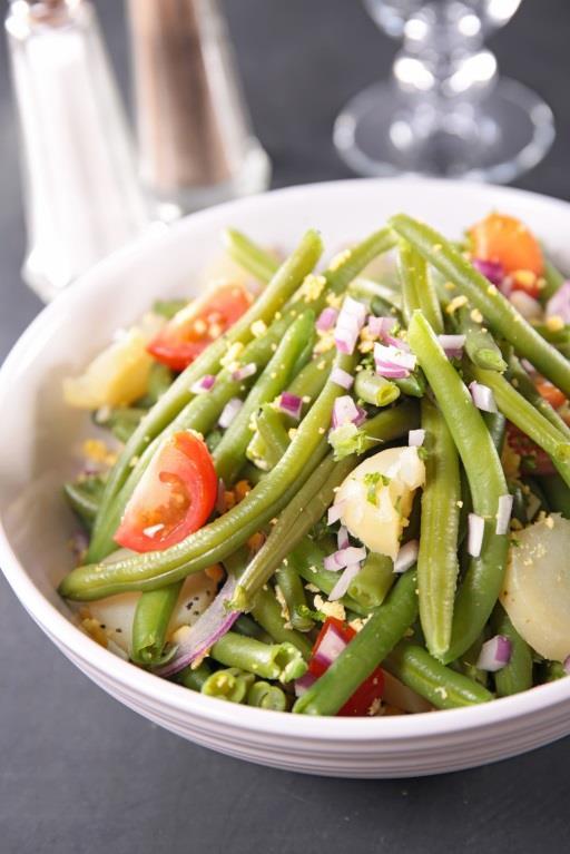 Green Bean and Tomato Salad with Tarragon Dressing [Serves 4]** 2 lbs.