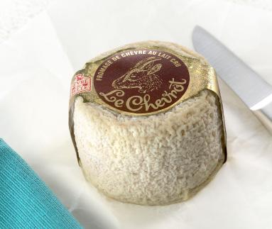Le Chevrot s edible rind and dense white interior have a