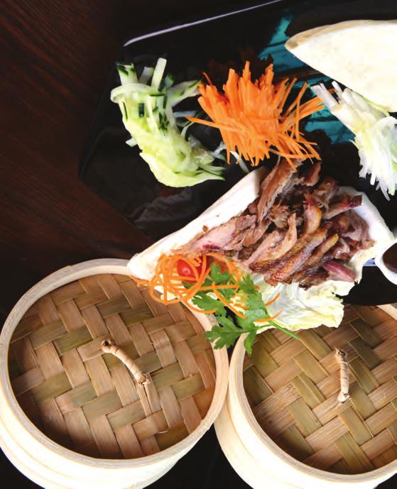 .. 4,60 BEEF DISHES Beef with shiitake mushrooms and bamboo... 5,90 Beef with chinese chop suey... 5,70 Sizzling beef with green onion... 5,90 SEAFOOD Sizzling prawns with mixed vegetables.