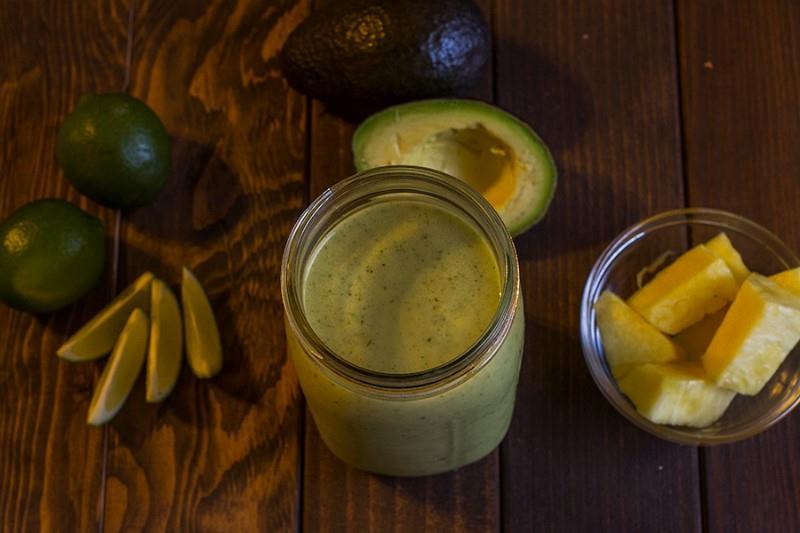 Page 3 of 6 CITRUS ALOE SMOOTHIE 15 mins 15 mins This detoxifying, cleansing smoothie gives you a refreshing start to the day and works as a healthy, fresh mid-day light meal or snack.