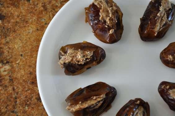 SNACK OPTIONS Dates stuffed with raw almond butter are one of my absolute favorite snacks! They give you a punch of energy when you need it and a feeling of satiety.