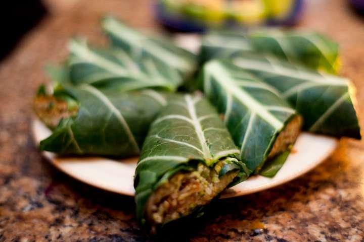 WRAPS Veggie wraps are an easy meal to make! De-stem the bottom of the collard leaf in the same way that you did for the banana sushi. Add your favorite veggies (or even use leftover salad!).