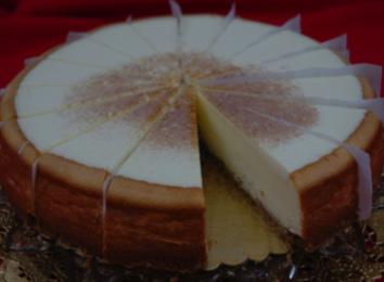 Cheesecakes 6 8 100CN Eggnog Cheesecake Traditional cheesecake blended with real Eggnog in a
