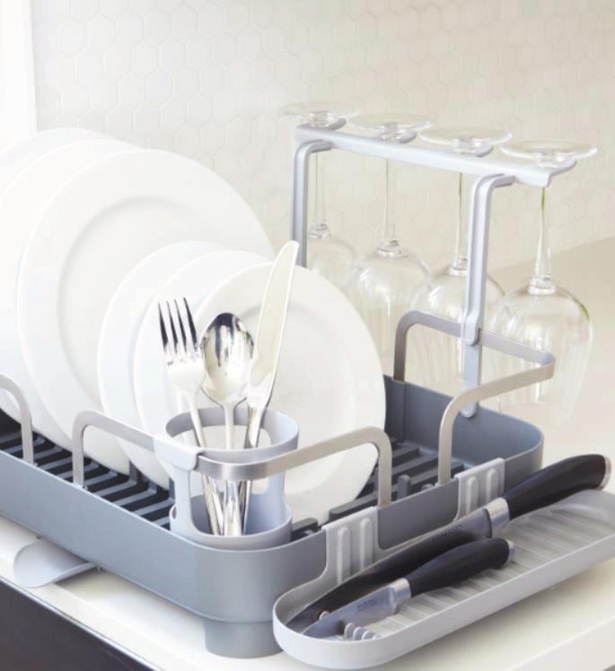 HOLSTER DISH RACK JULY 2017 Mu -f n dish rack which consists of stainless steel frame and molded plas c tray with 15 plate capacity, utensil storage, removable