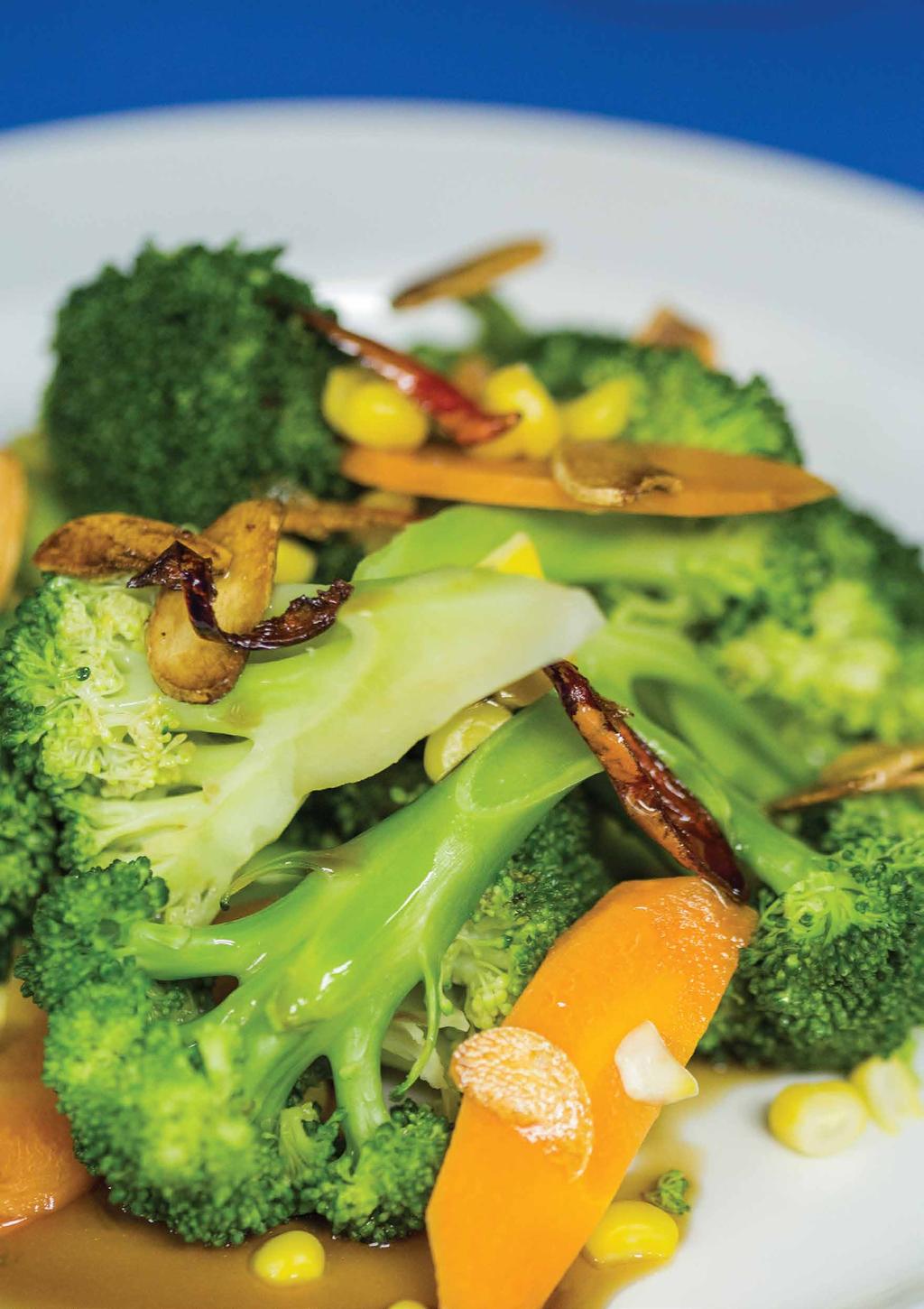 Energy (kcal) 111 Total Fat (g) 8 Sat Fat (g) 1 Carbohydrate (g) 4 Protein (g) 4 Dietary fibre (g) 5 Sodium (mg) 466 Calcium (mg) 37 Folate (µg) 33 Iron (mg) 1 Steamed Broccoli with Garlic and Chilli