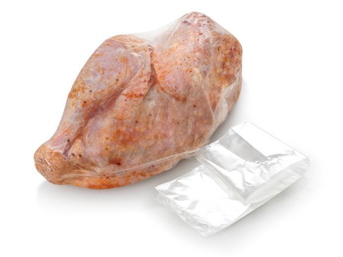 HALF OF MARINATED TURKEY Packing: vacuum packing (250x400 mm) Weight/unit: ~1,5-3 kg Units/box: 6 units Boxes/pallet: 36 boxes Ingredients: turkey (99%), water, salt, stabilizers E450, E451,