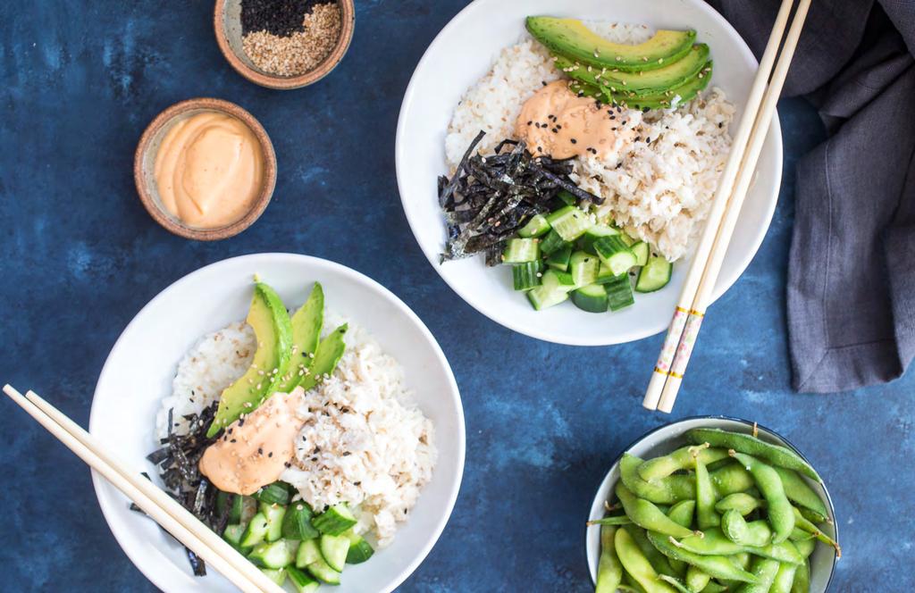 FISH AND MEAT DISHES California Roll Sushi Bowl 1 cup sushi rice 1 ¼ cup water 2 tablespoons rice wine vinegar 2 cups crab meat or artificial crab meat ½ avocado, sliced ½ English cucumber, cut into