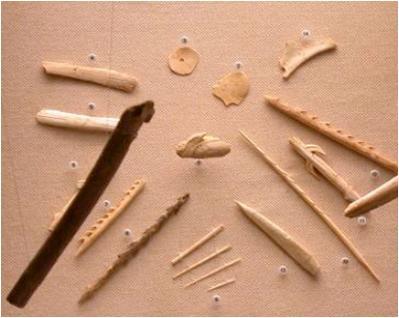 ) Roberto Maggi Arene Candide: A Functional and Environmental Assessment of the Holocene Sequence (1997) DOCUMENT M In addition to stone, early man used other materials for making tools.