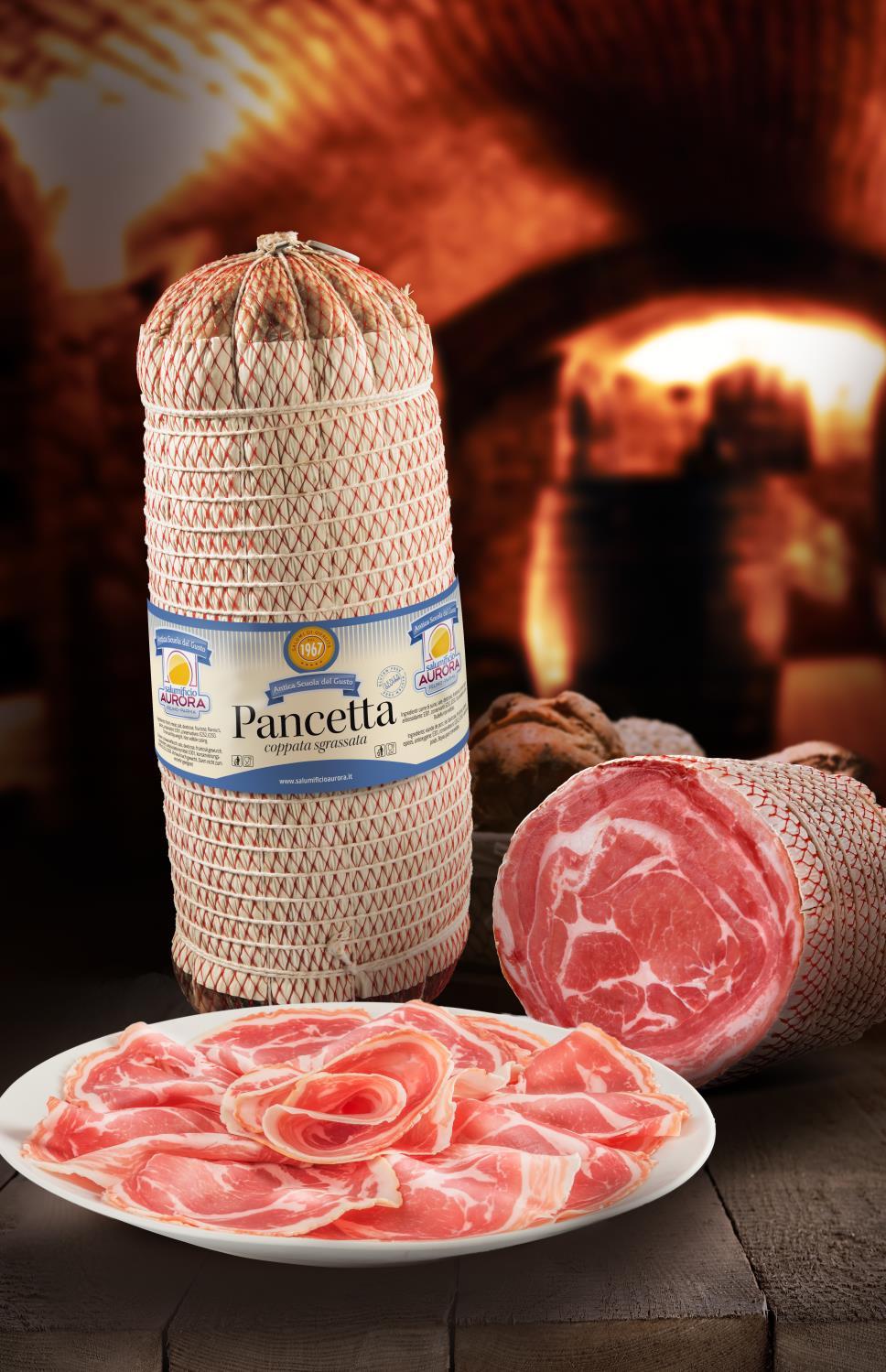 Pancetta Coppata sgrassata Appearance Product with a low fat percentage, with a remarkable saturation of white