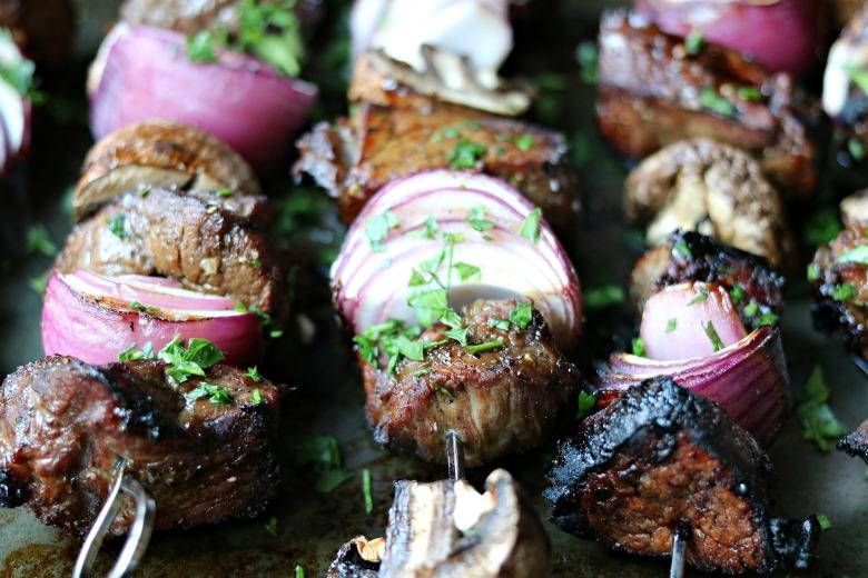 MAIN DISHES MAIN DISHES STEAK KABOBS INGREDIENTS: Marinade 1/4 cup Worcestershire Sauce 1/4 cup Balsamic Vinegar 4 tablespoons Light Soy Sauce 1 tablespoons Garlic, minced 1 tablespoon Dijon Mustard