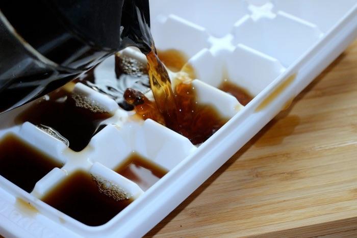 BREAKFAST BREAKFAST ICE CUBE COFFEE This wonderful coffee recipe is perfect for a summer morning or even make it as a pick-me-up in the afternoon INGREDIENTS: Pot of favorite coffee Ice cube trays