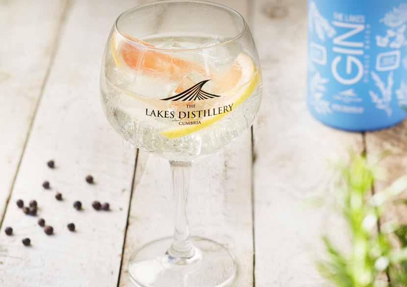PERFECT SERVE Balloon glass, cubed ice 50ml The Lakes Gin Explorer
