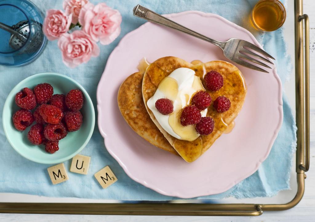 Buttermilk pancakes with raspberries and yoghurt Serves 4 (makes 8) Preparation time: 15 minutes Cooking time: 20 minutes 1 cup (150g) wholemeal self-raising flour 1 tbs caster sugar 1 cup (250ml)