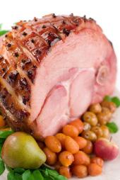 Roast ham with honey and cloves Ingredients: 1 boneless ham, cooked at low temperature Honey Cloves Accessory: Hounö tray 1/1 GN Preparation: Cut ham surface in diamond pattern Insert whole clove in