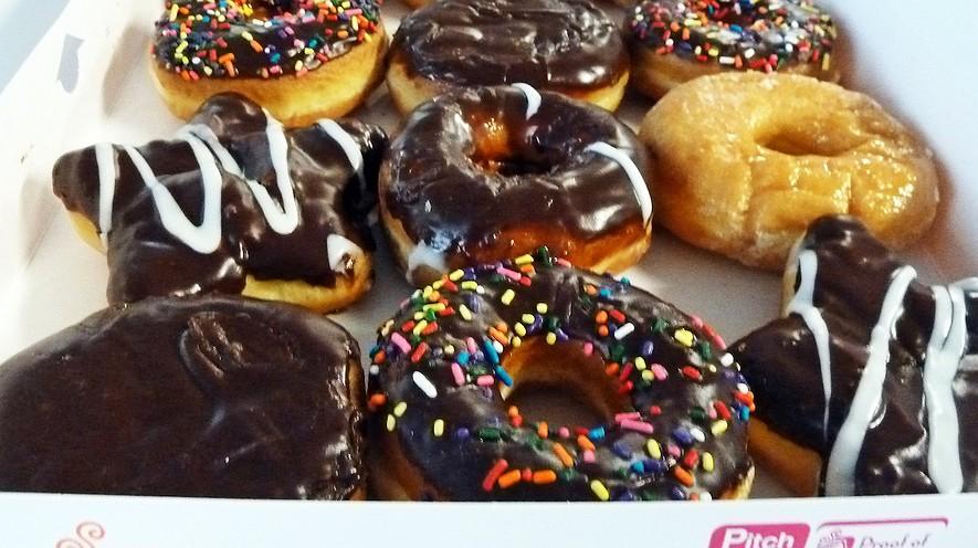 Dunkin' Donuts mulls name change, promises it's still doughnut company By Associated Press, adapted by Newsela staff on 11.01.