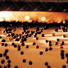 Only when it has been tempered, the chocolate can be poured into molds or deposited as