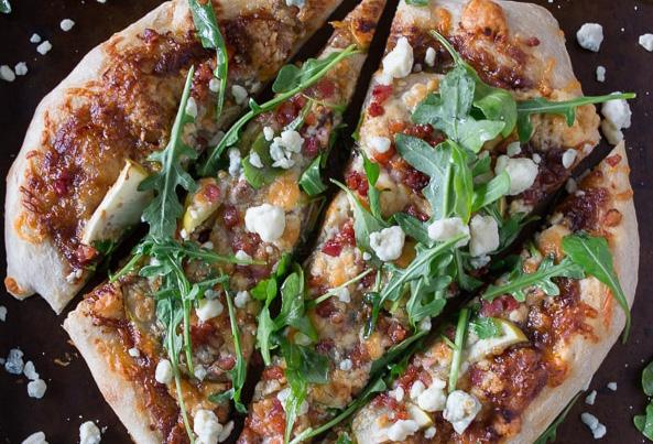 Apple Butter Pancetta Blue Cheese Pizza Makes 4 servings Prep Time: 0 minutes Cook Time: 20 Minutes pound pizza dough, prepared ½ cup MUSSELMAN S Apple Butter cup mozzarella cheese, shredded ½ apple,