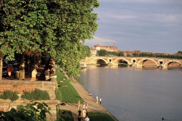 AT PURPAN Purpan is located in Toulouse: 4 th