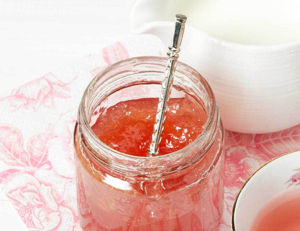 Amazing watermelon jam Allergens: none 1kg watermelon 600g caster sugar 3 lemons, rinsed & sliced & pips removed 1. Remove the green rind of the melon and discard.