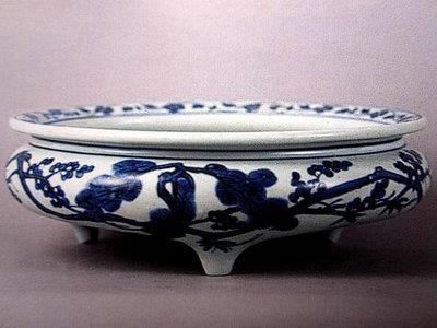 5. Porcelain (AKA China or fine China ) 581 618 AD Porcelain is a great invention of ancient China that is still used today.