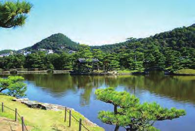 Wakaura, Saikazaki, and Kimiidera For over 1,200 years, this area's scenic beauty has been a beloved