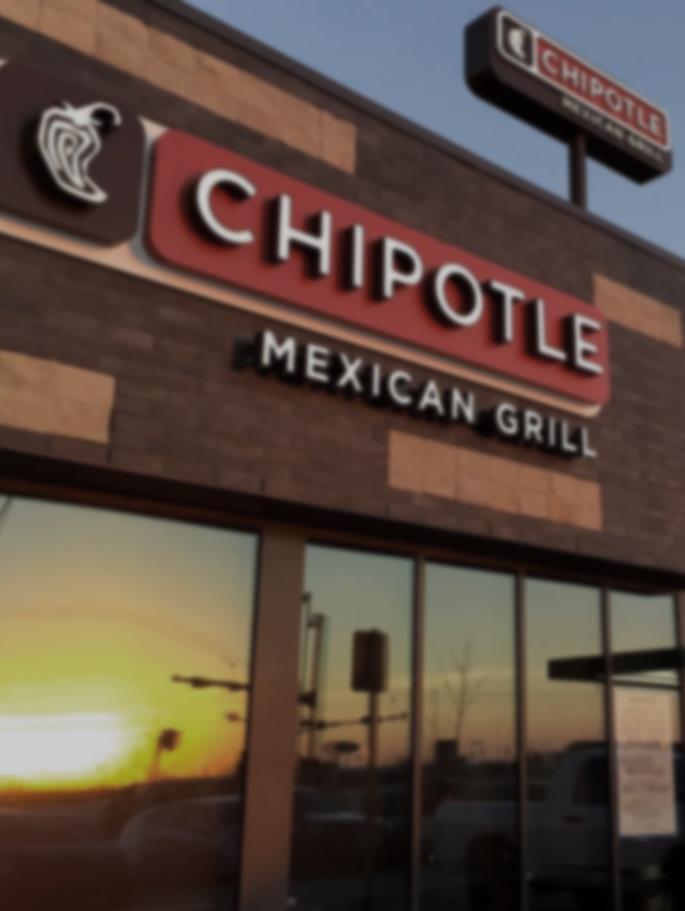 TYPE OF VISIT 95% OF CHIPOTLE CONSUMERS VISITED FOR A FULL MEAL (VS.