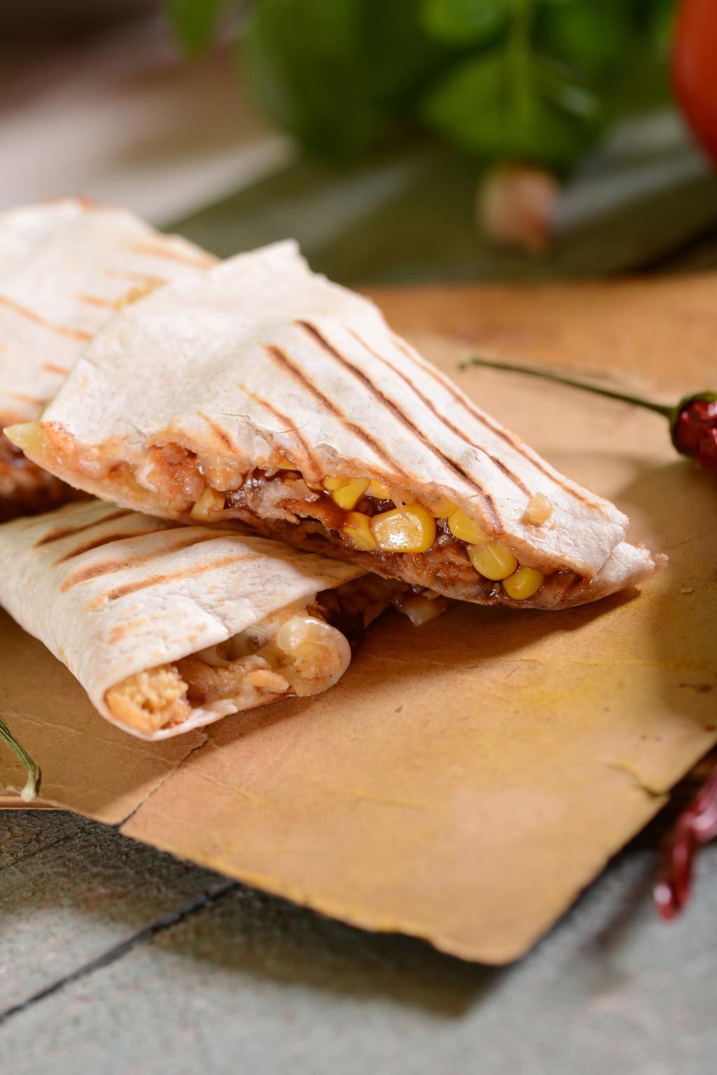 FEATURED RECIPE: Roasted Corn and Caramelized Onion Quesadillas INGREDIENTS 2 tablespoons Crisco Pure Vegetable Oil 1 large red onion, peeled and cut from stem to root into thin strips 2 ½ cups fresh