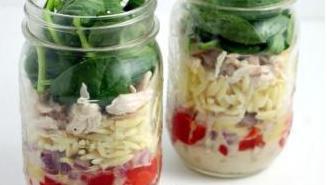 Citrus Chicken and Orzo Salad Ingredients 4 whole 12-ounce mason jars 2 cup orzo (cooked according to package directions) 1 whole chicken breast (grilled or poached) 2 whole roasted red peppers
