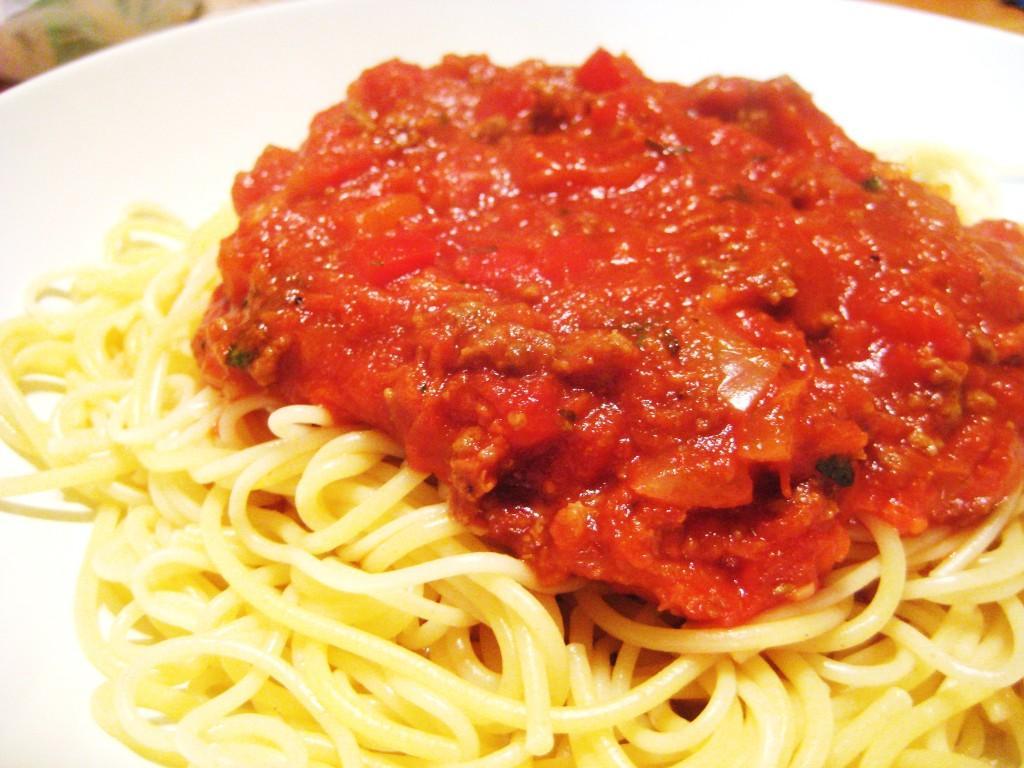 Dash Diet Vegetarian Spaghetti Sauce Here is a tasty spaghetti sauce recipe; if you are buying canned tomatoes make sure you buy low sodium tomatoes.
