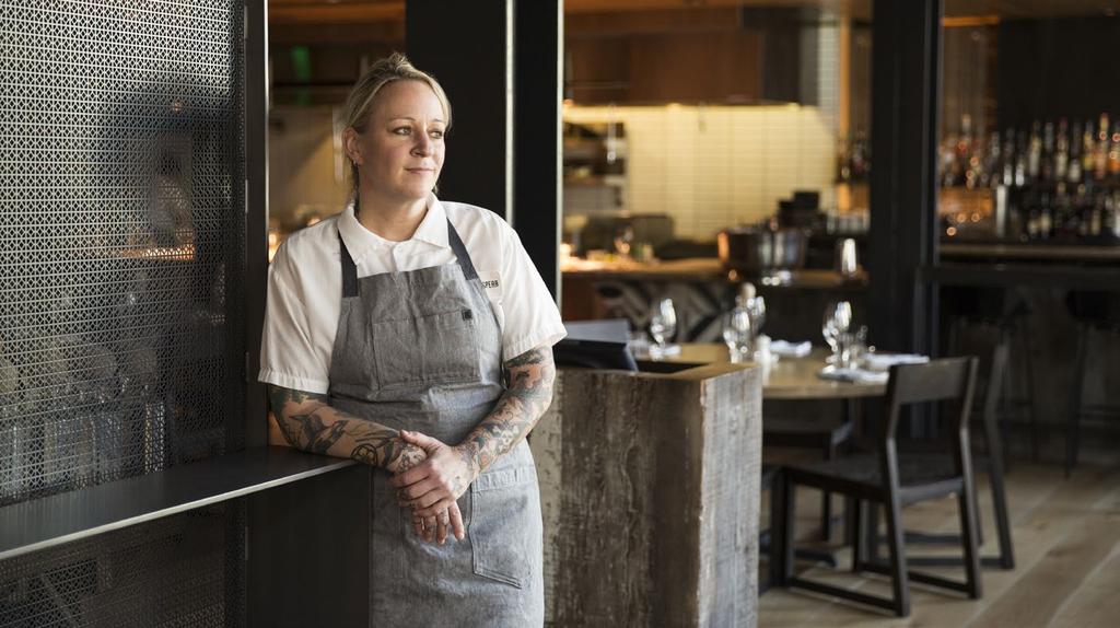 CAROLYNN SPENCE - EXECUTIVE CHEF Coming off 10 years as executive chef at Chateau Marmont, the seductive and storied Hollywood hang-out, Carolynn Spence could undoubtedly do some dishing not to