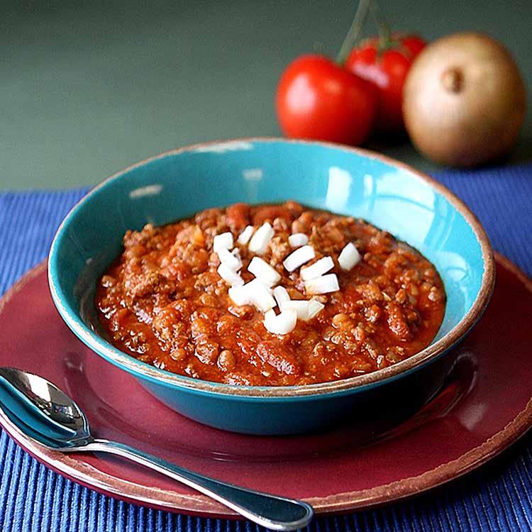 Main Dishes A Harvest of Recipes with USDA Foods Two Bean Chili This no-fuss chili is a great way to use ground beef and beans to make a tasty main dish.