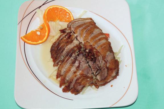 Kačica s ôsmimi druhmi mäsa Duck with eight sort meats 42.