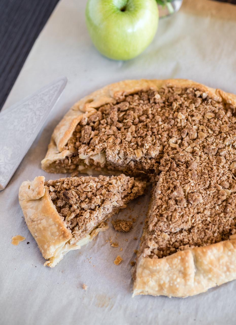 Apple Crumb Tart Serves: 8 1 refrigerator pie crust, room temperature 1/2 cup all-purpose flour 1/2 cup old fashioned oats 3 tablespoons packed light brown sugar 2 tablespoons sugar, divided 1 1/4