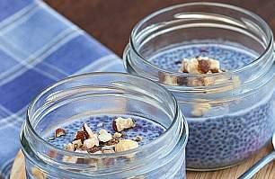 CHIA SEED PORRIDGE The idea here is to prepare your Chia Seed Porridge on Sunday evening, so that you can just grab it and go during your busy mid-week mornings.