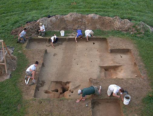 Uncovering History Recent archaeological digs have found new evidence about historic Jamestown and Werowocomoco. Archaeologists are scientists who study material clues left from peoples of the past.