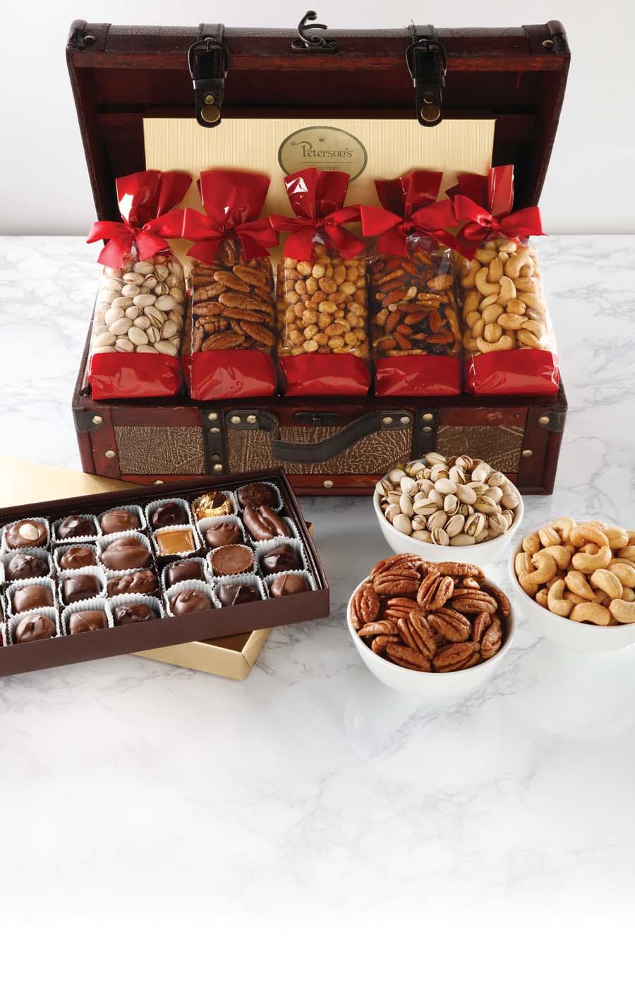 New! Keepsake Trunk We start with a generous assortment of five Peterson s favorites, including: California natural Pistachios, mammoth Pecan halves, sweet and salty Honey Peanuts, savory Cranberry
