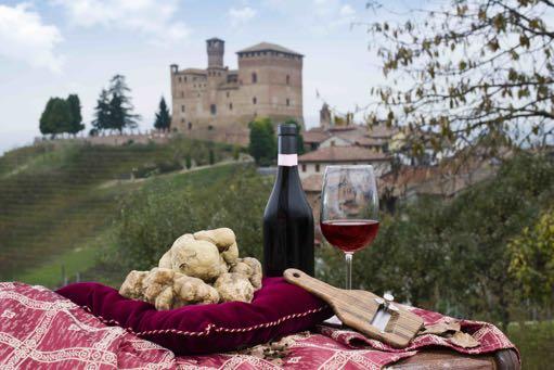 TRUFFLES & TREASURES OF ITALY II Gourmet Adventures in Umbria, Emilia-Romagna, Piedmont and Tuscany October 27 November 11, 2018 Join Laurel Pine in celebrating Italy s white truffle season while