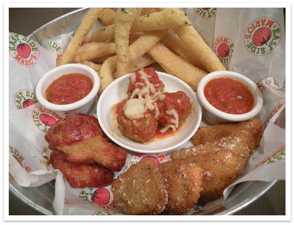 COMBO PLATTER GALVANIZED PAN WITH TWO ESM LINERS B Meatballs, hot Shredded cheese Breaded ravioli Grated parmesan Chicken wings, thawed Choice of sauce 3 pcs. ¼ oz. wt. 5 pcs. ½ tbsp. 3 pcs. ½ oz.