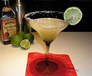 Beer Margarita Ingredients Beer Margarita 1/2 (12 fluid ounce) can of frozen limeade concentrate 6 fluid ounces tequila 6 fluid ounces water 6 fluid ounces beer ice 1 lime, cut into wedges Mixing