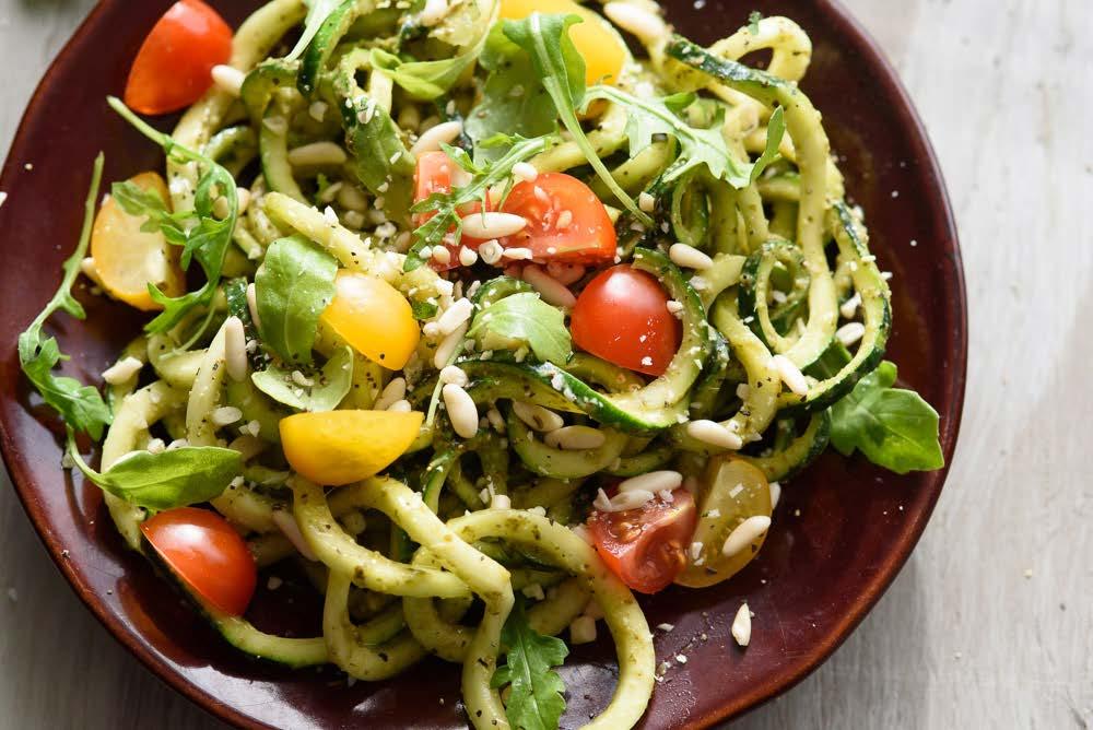 4. 5-Min Zoodle Pasta Salad If you don t have a spiralizer, you can make this salad quickly and easily with an inexpensive julienne peeler, as well.