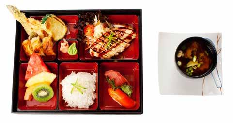 bento box lunches A PERFECT WAY TO HAVE A QUICK LUNCH WITH A LITTLE BIT OF EVERYTHING/ UN concept DE PRÂNZ RAPID CU PUTIN DIN TOATE ALL BENTO BOXES INCLUDE: MISO SOUP SUSHI STEAMED RICE EDAMAME SALAD