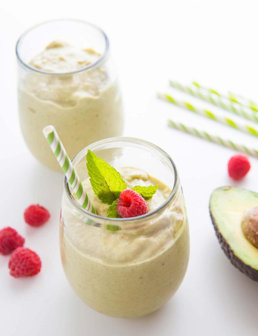 Quick & Healthy Breakfast Favorites 1. Vanilla Almond Keto Protein Shake Low carb and delicious, this dessert-like smoothie is full of healthy fats to keep you satiated for hours.